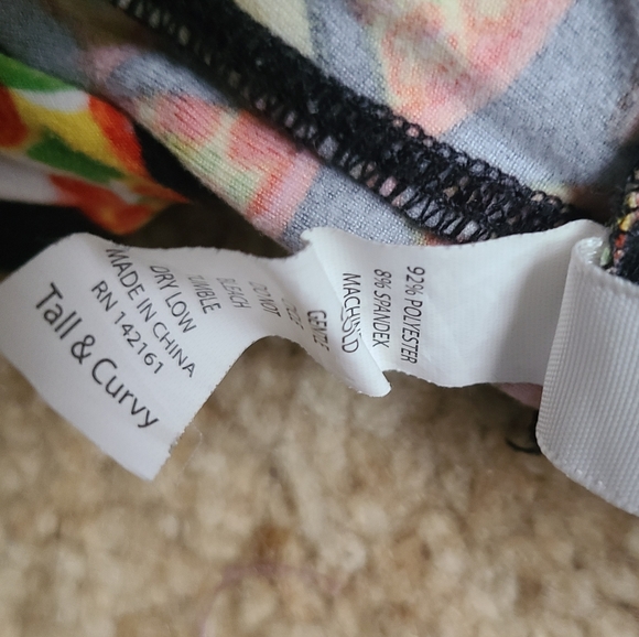 Lularoe TC Leggings - Picture 2 of 3